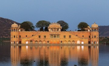 Golden-Triangle-Tour-4-Days-From-Mumbai-with-Return-Flights