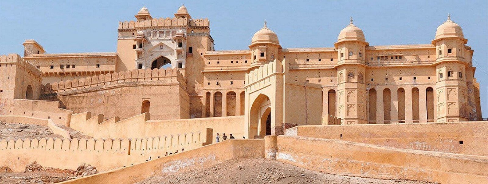 Taj Mahal Tourism