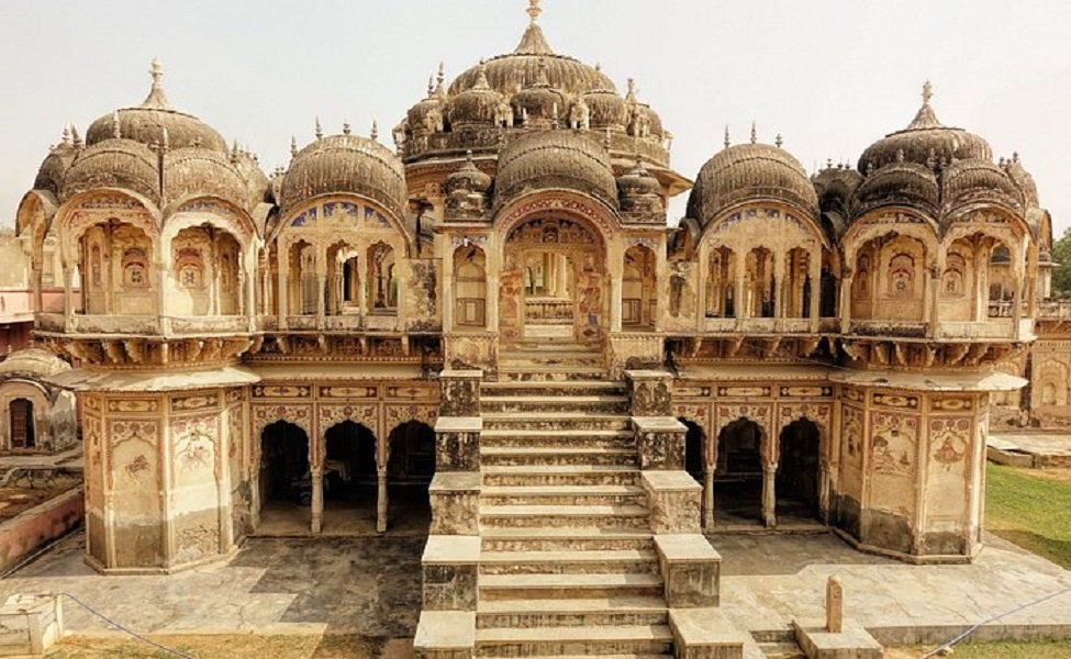 Taj Mahal Tourism