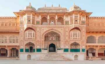 Taj Mahal Tourism